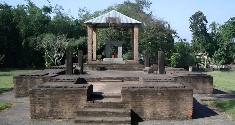 Dah Parbatiya Temple